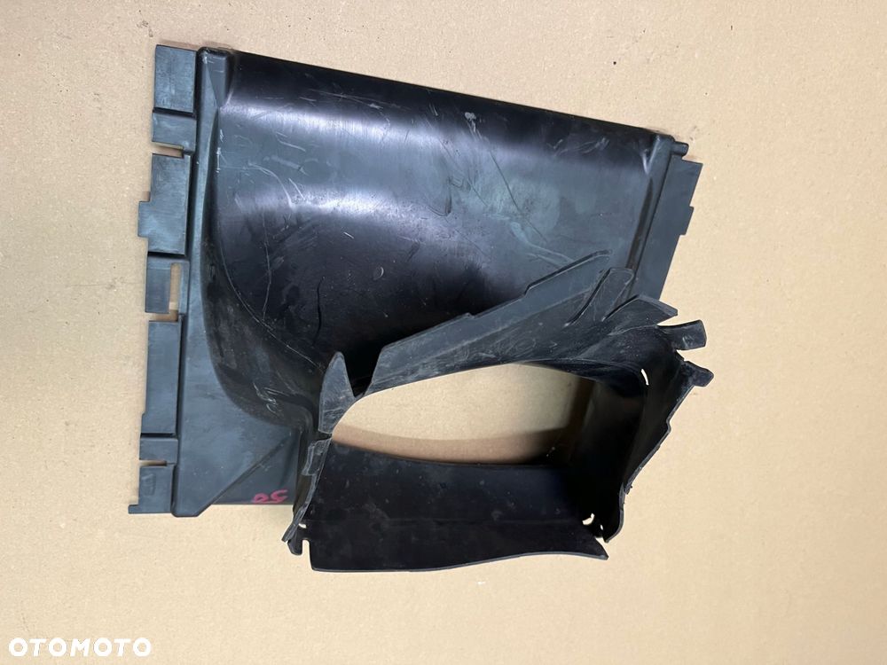 kierownica prowadnica powietrza audi q8 4m8145334e prawa intercooler osŁona - 2