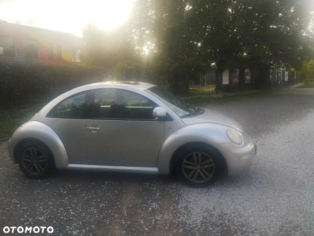 Volkswagen New Beetle - 3