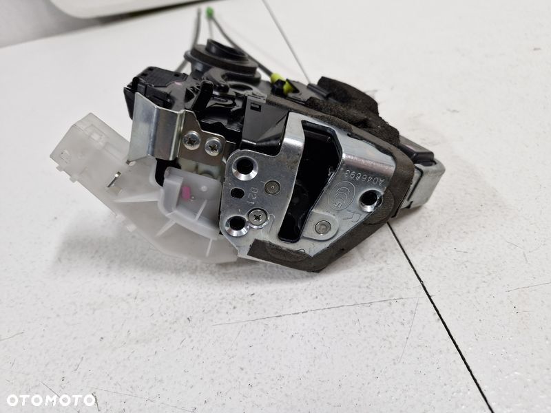 TOYOTA C-HR CHR 1 I ZAMEK DRZWI PRAWY TYŁ TYLNY 8 PIN - 7