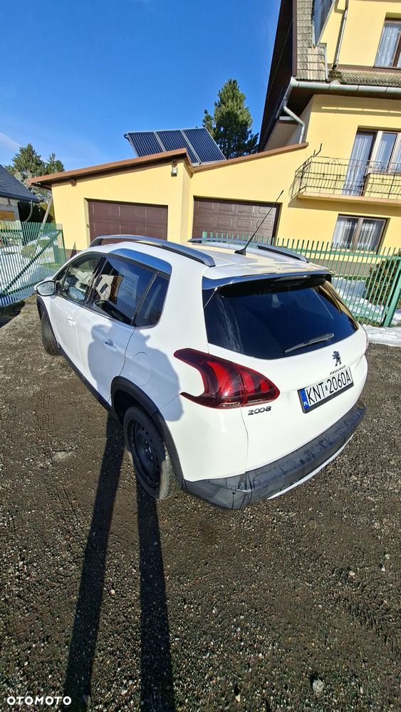 Peugeot 2008 - 4