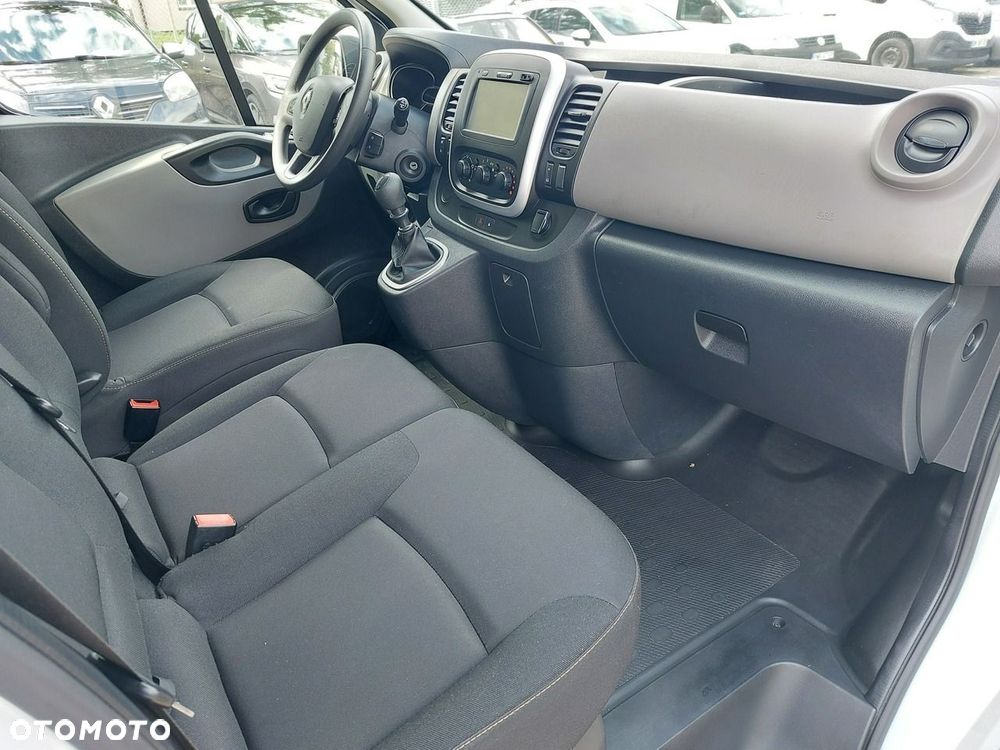 Renault Trafic - 15