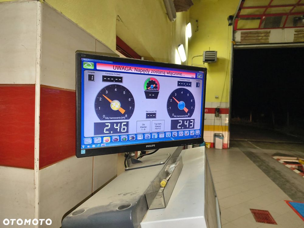 Toyota Corolla 1.8 Hybrid Comfort - 39