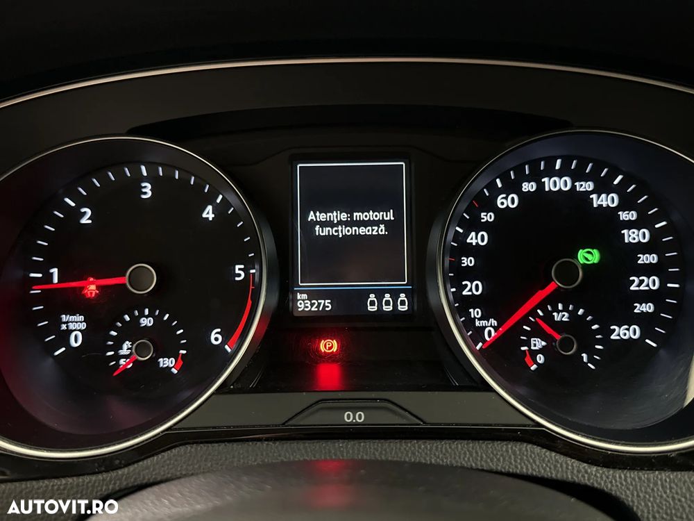 Volkswagen Passat - 11
