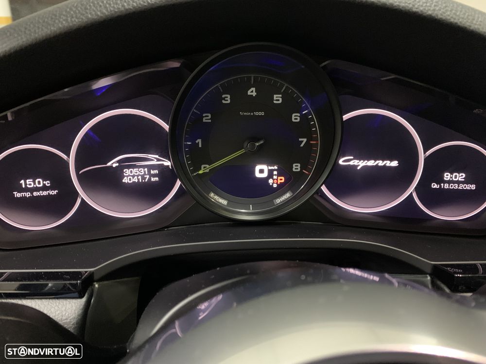 Porsche Cayenne Coupé - 8