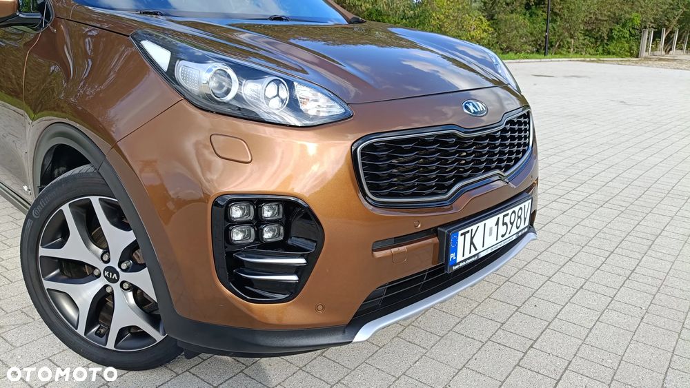 Kia Sportage 2,0 CRDI AWD GT Line - 6