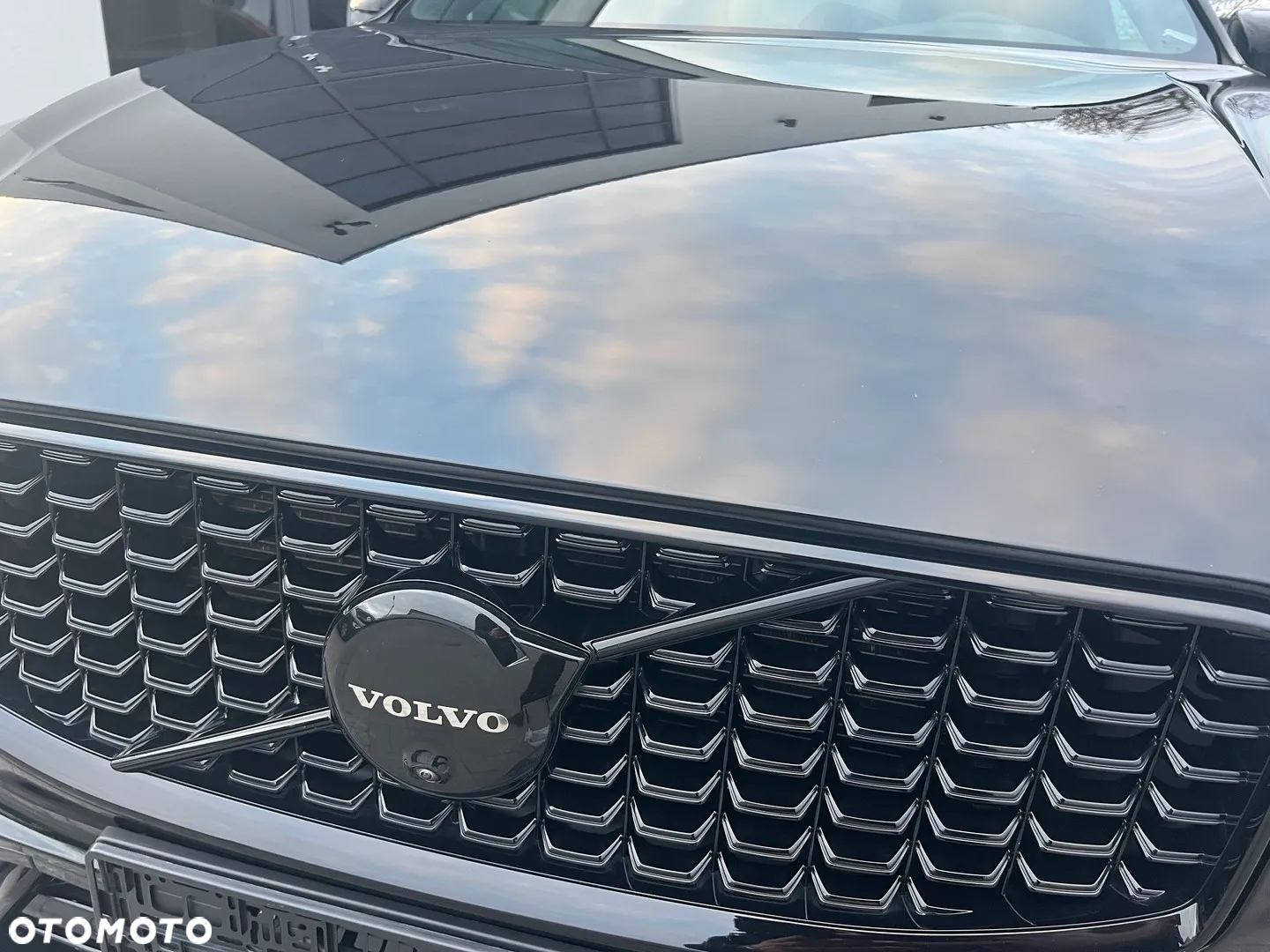 Volvo XC 60 B5 B AWD Plus Black Edition - 6