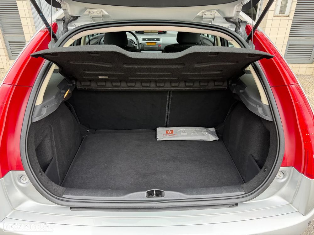 Citroën C4 1.6 HDi 110 SX - 38