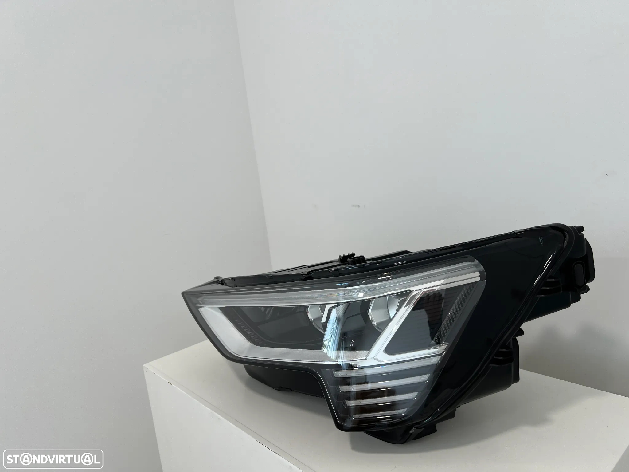 Farol Otica Original Audi Q8 Etron Full Led lado Esquerdo - 2