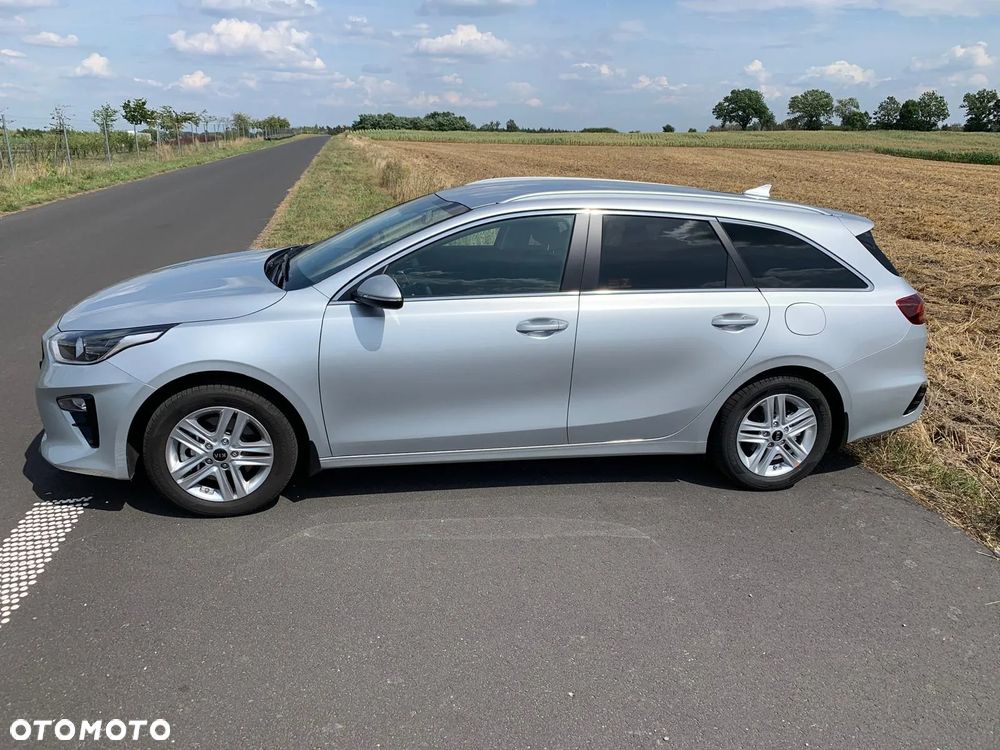 Kia Ceed Cee'd 1.4 L - 5