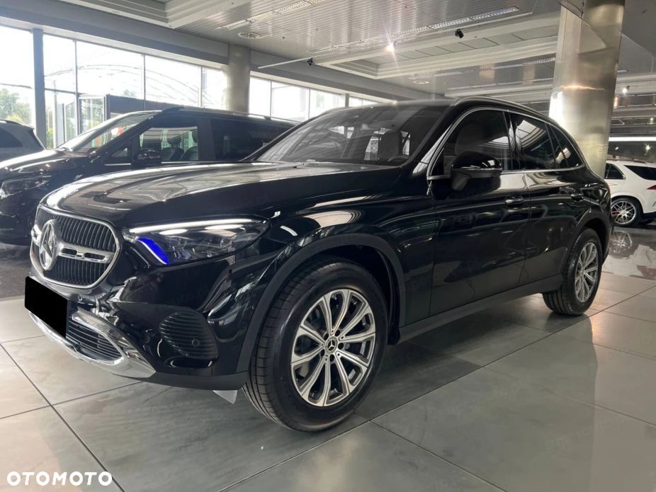 Mercedes-Benz GLC 220 d mHEV 4-Matic Avantgarde - 2