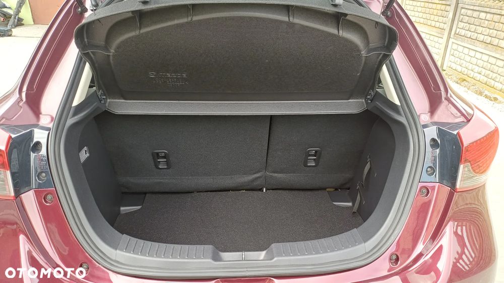Mazda 2 SKYACTIV-G 90 Nakama - 28