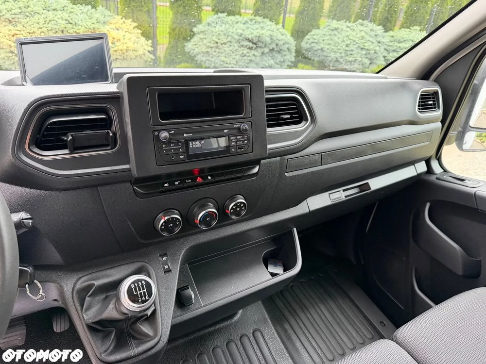 Renault Master 230V Piękny 4.20m Super stan Bezwypadkowy Mroźnia 2X boczne drzwi - 37