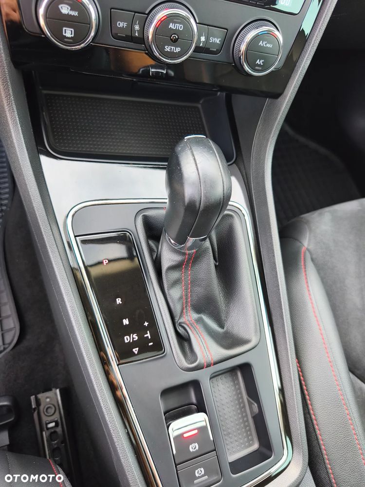 Seat Leon 1.8 TSI Start&Stop DSG FR - 17