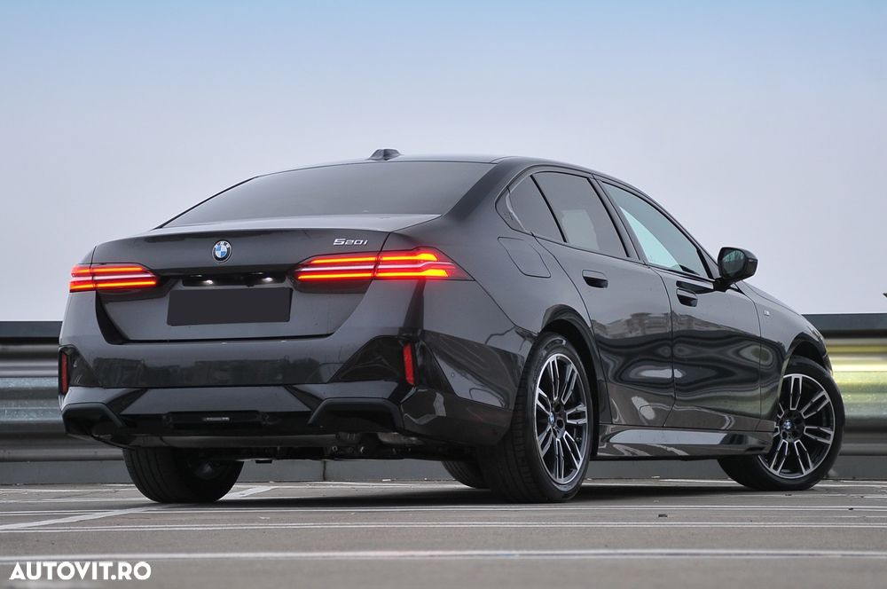 BMW Seria 5 520i AT MHEV - 4