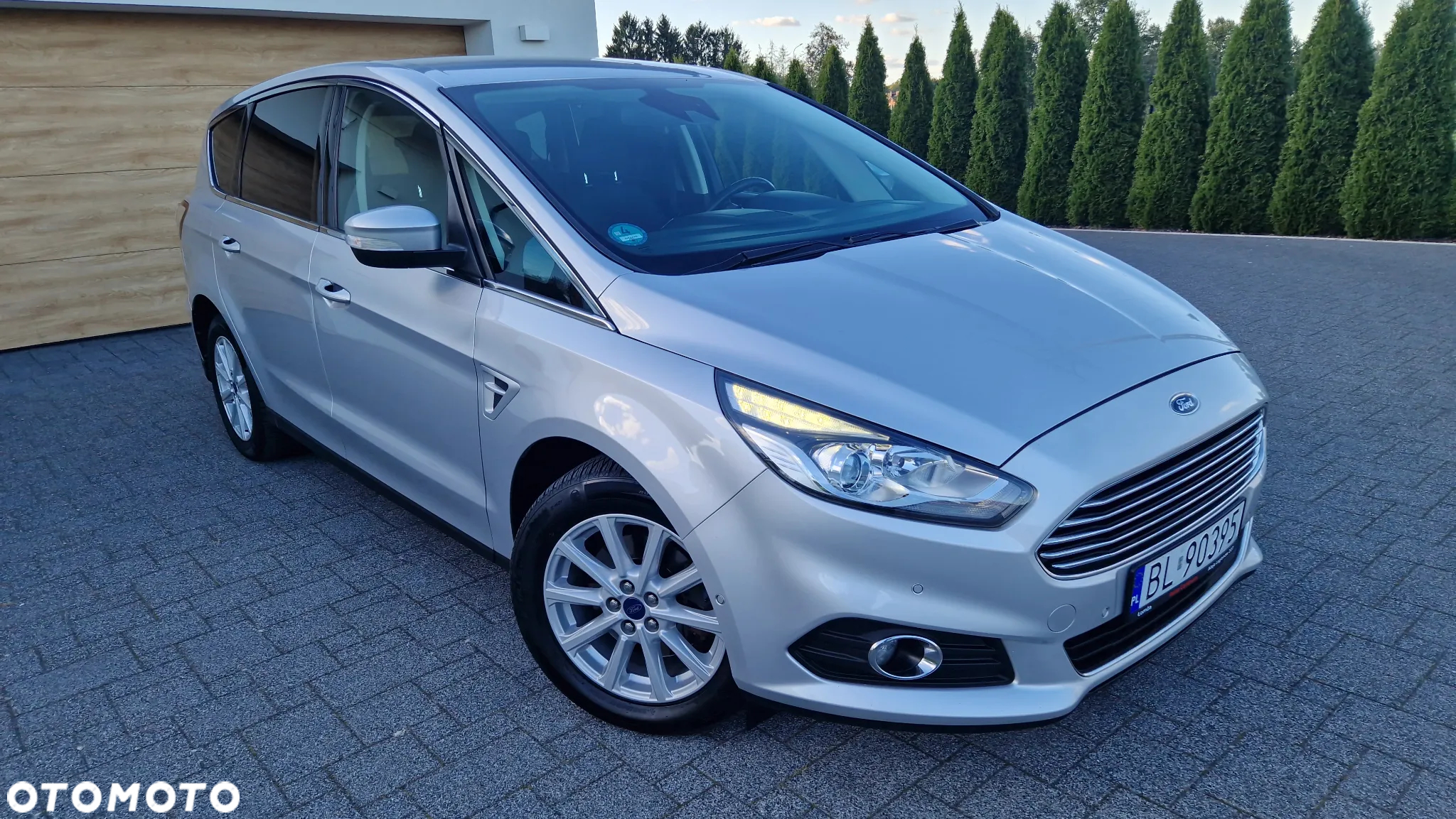 Ford S-Max 2.0 TDCi Titanium PowerShift - 27