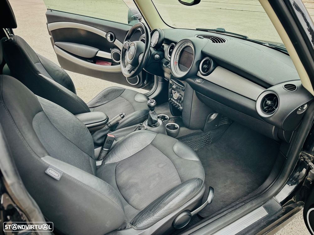 MINI 3 Portas Cooper D - 10