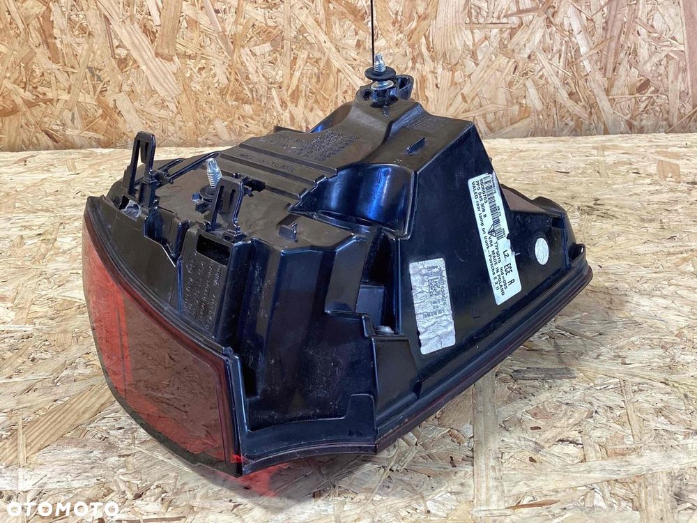 Lampa klapy tylna prawa Porsche Cayenne 7P5 lift 95863106610 7p5945308b - 4