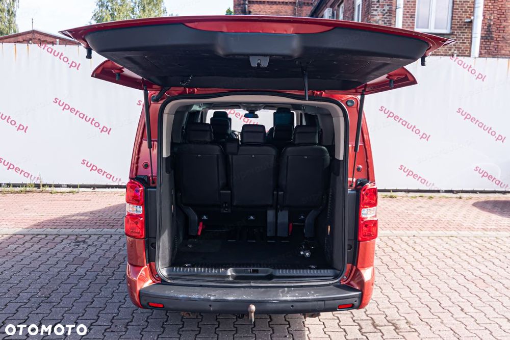 Peugeot Traveller - 14