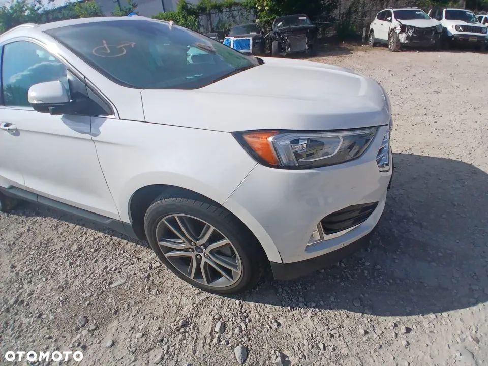 Ford Edge - 14