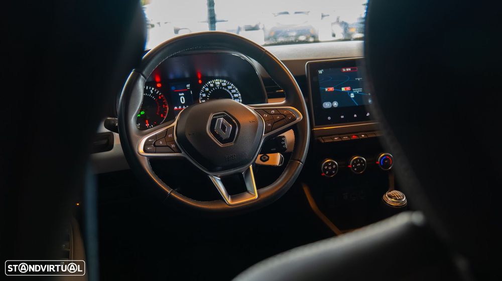 Renault Clio 1.0 TCe Techno Bi-Fuel - 21