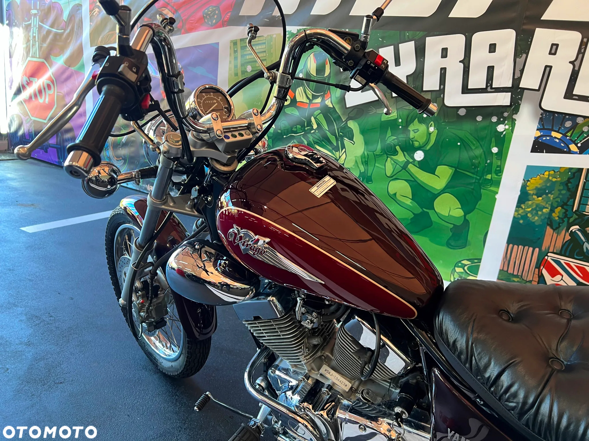 Yamaha XV - 17