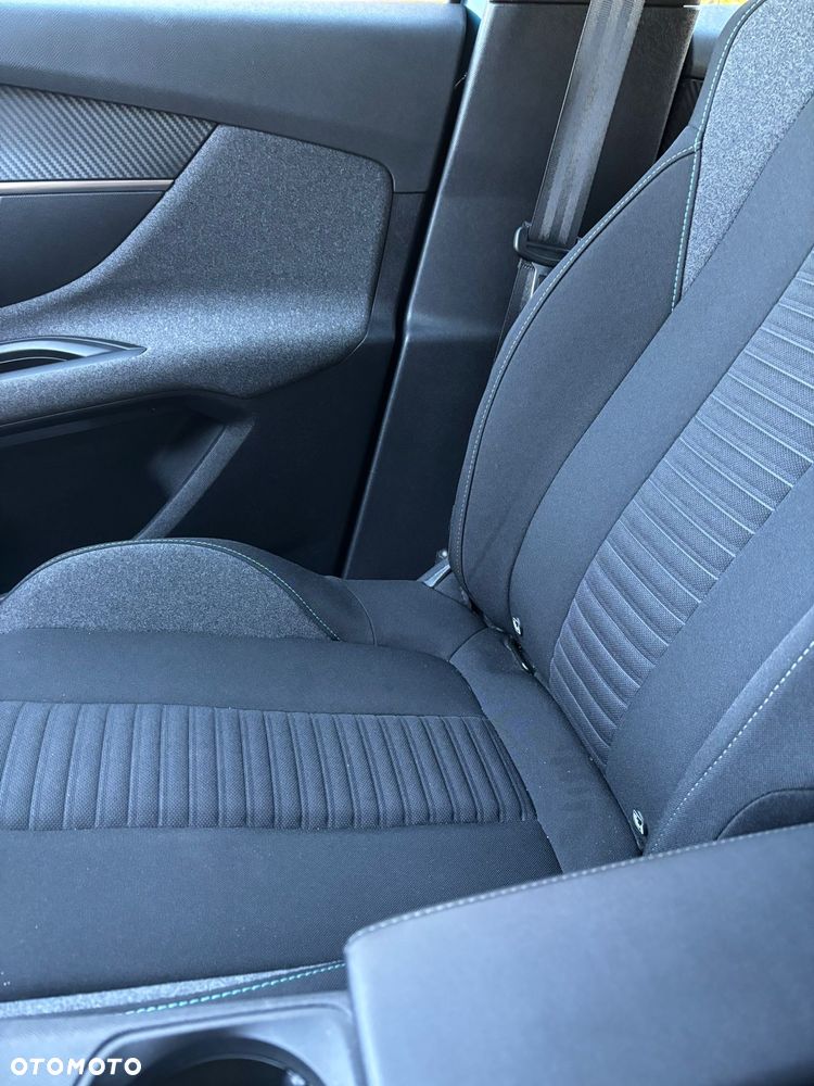 Peugeot 3008 1.5 BlueHDi Allure S&S EAT8 - 10