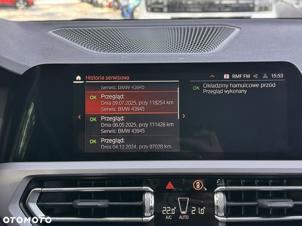 BMW Seria 3 318i Sport Line - 31