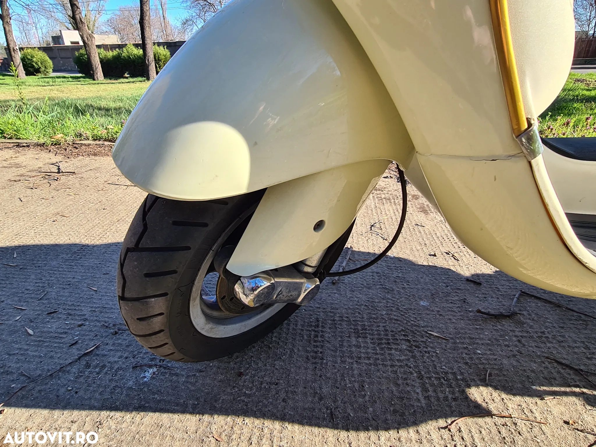 Piaggio Vespa - 7