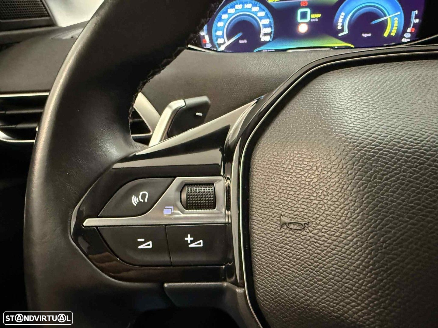 Peugeot 3008 1.6 Hybrid Allure e-EAT8 - 17