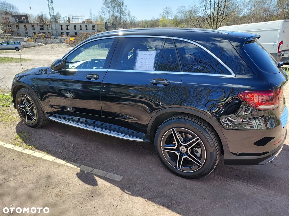 Mercedes-Benz GLC 200 d 4Matic 9G-TRONIC AMG Line - 22
