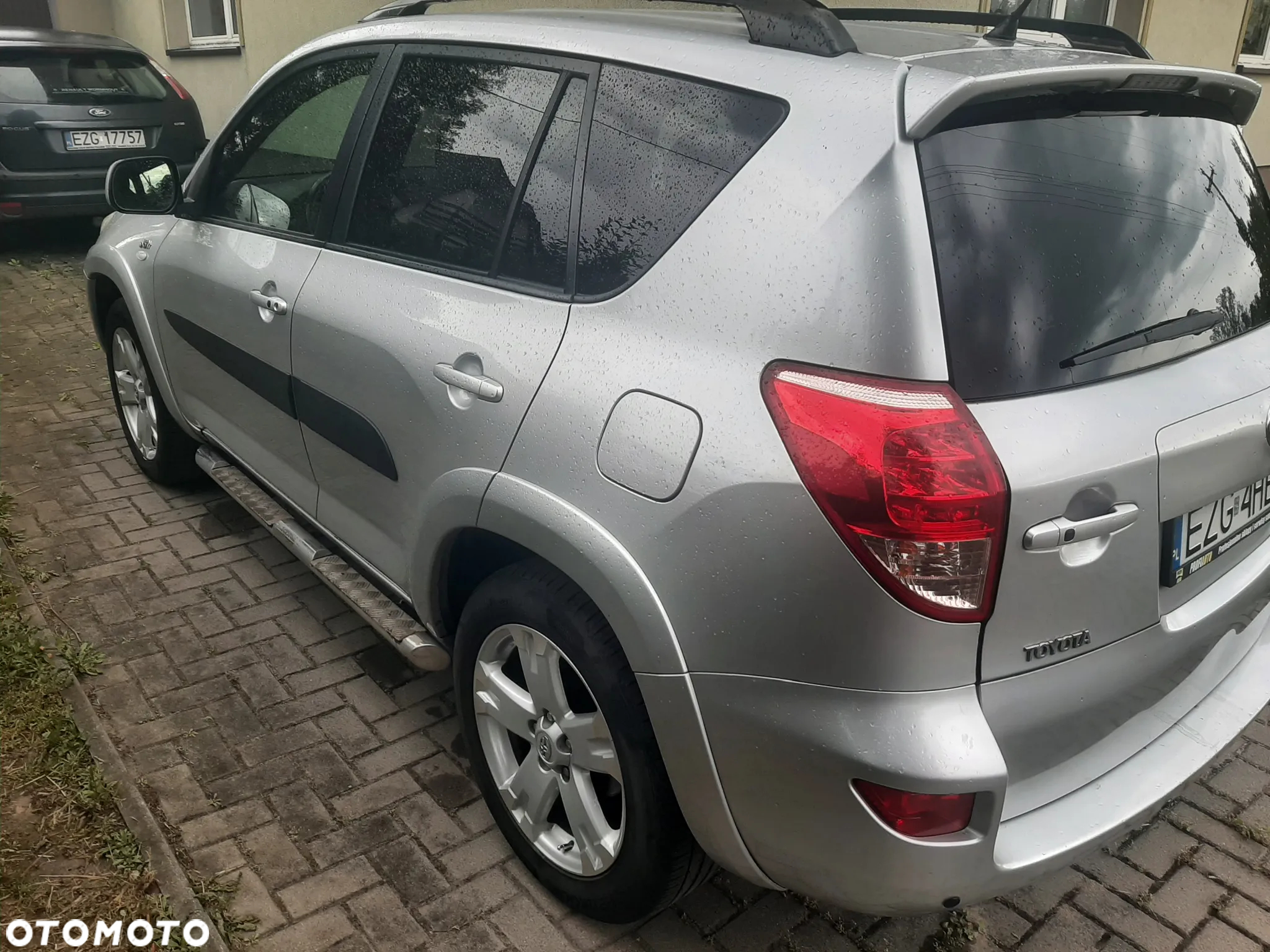 Toyota RAV4 - 3