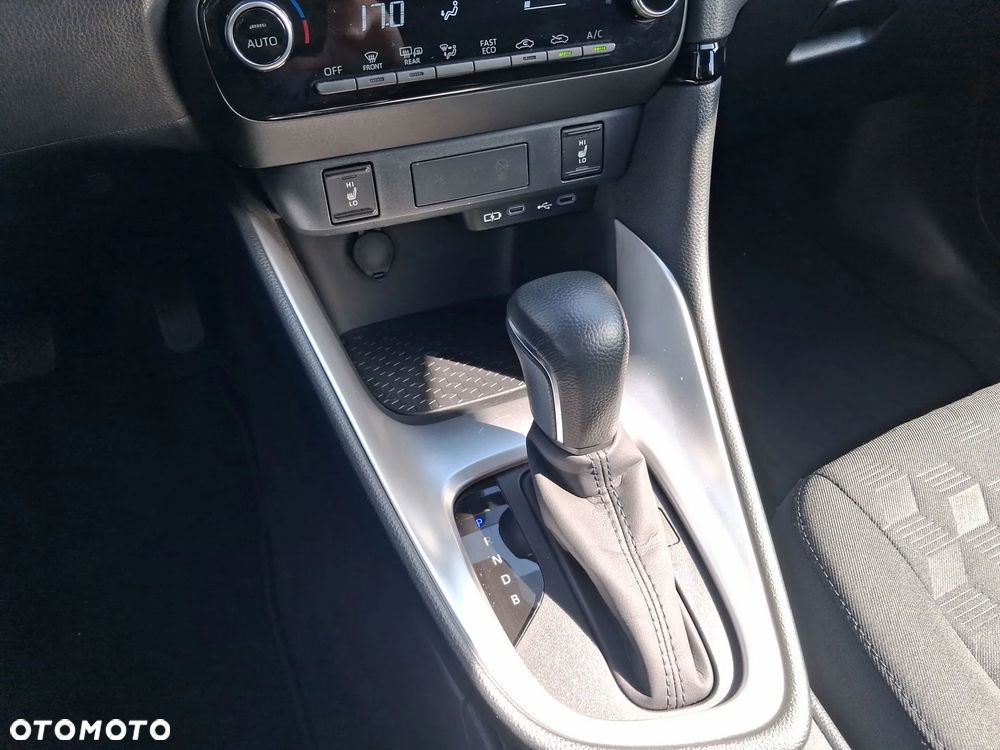 Mazda 2 Hybrid 1.5 Exclusive Line CVT - 15