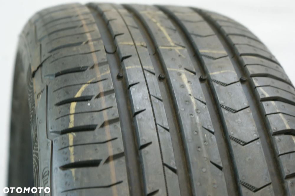 205/55R16 CONTINENTAL CONTIPREMIUMCONTACT 5 , 7,8mm B3091 - 2