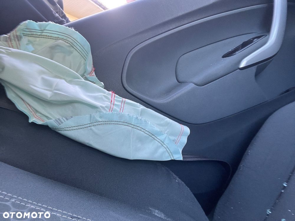 Ford Fiesta 1.6 TDCi Gold X - 12