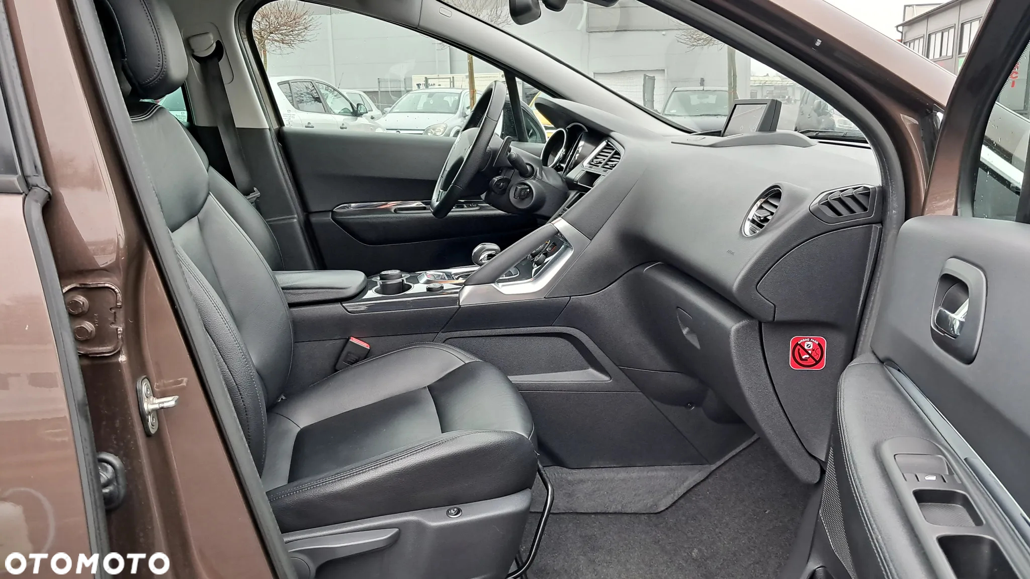 Peugeot 3008 2.0 HDi HYbrid4 - 14