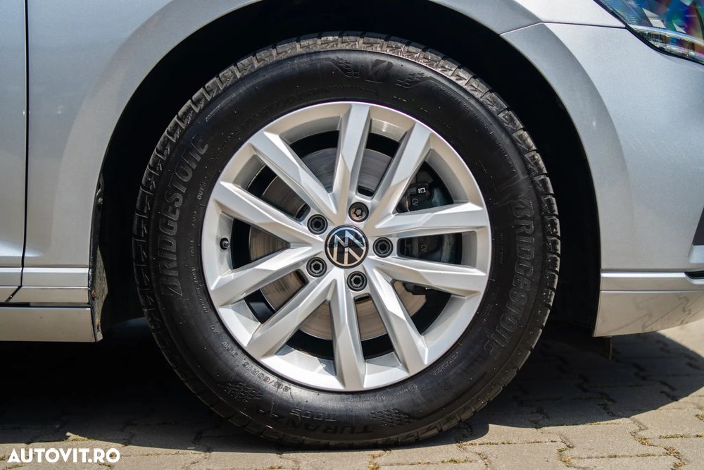 Volkswagen Passat - 39
