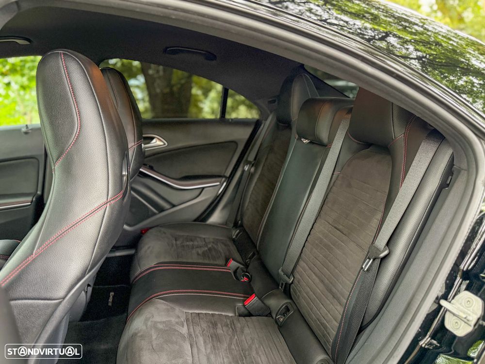 Mercedes-Benz CLA 200 CDI 7G-DCT AMG Line - 17