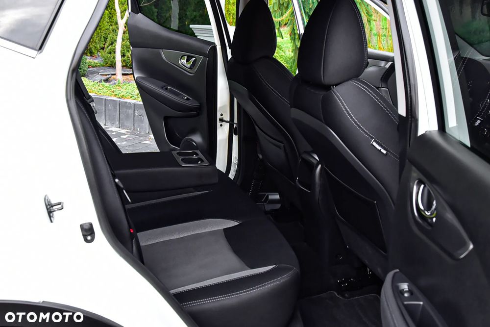 Nissan Qashqai 1.6 DIG-T TEKNA+ - 19