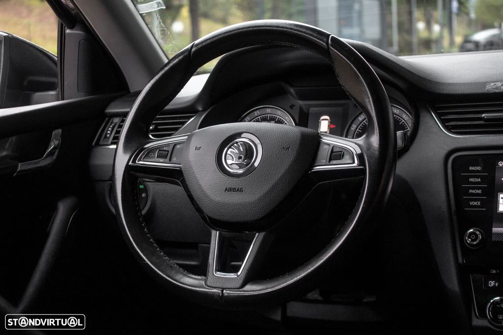 Skoda Octavia Break 1.6 TDI DSG Style - 35