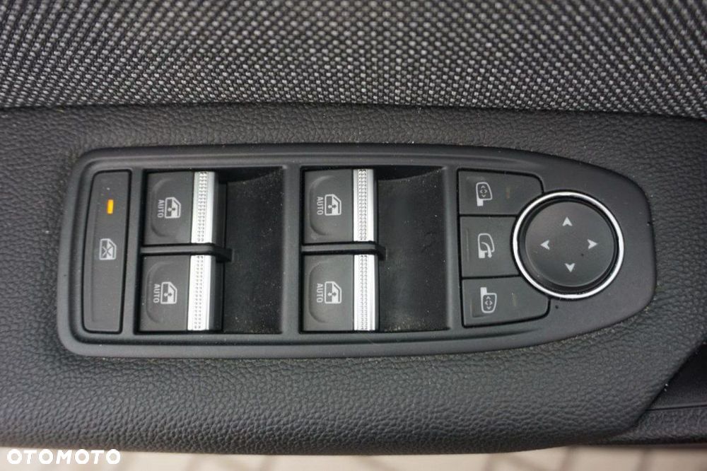 Renault Captur - 14