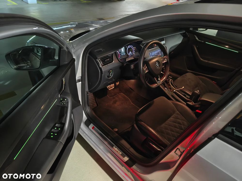 Skoda Octavia 2.0 TDI 4x4 RS Challenge DSG - 6