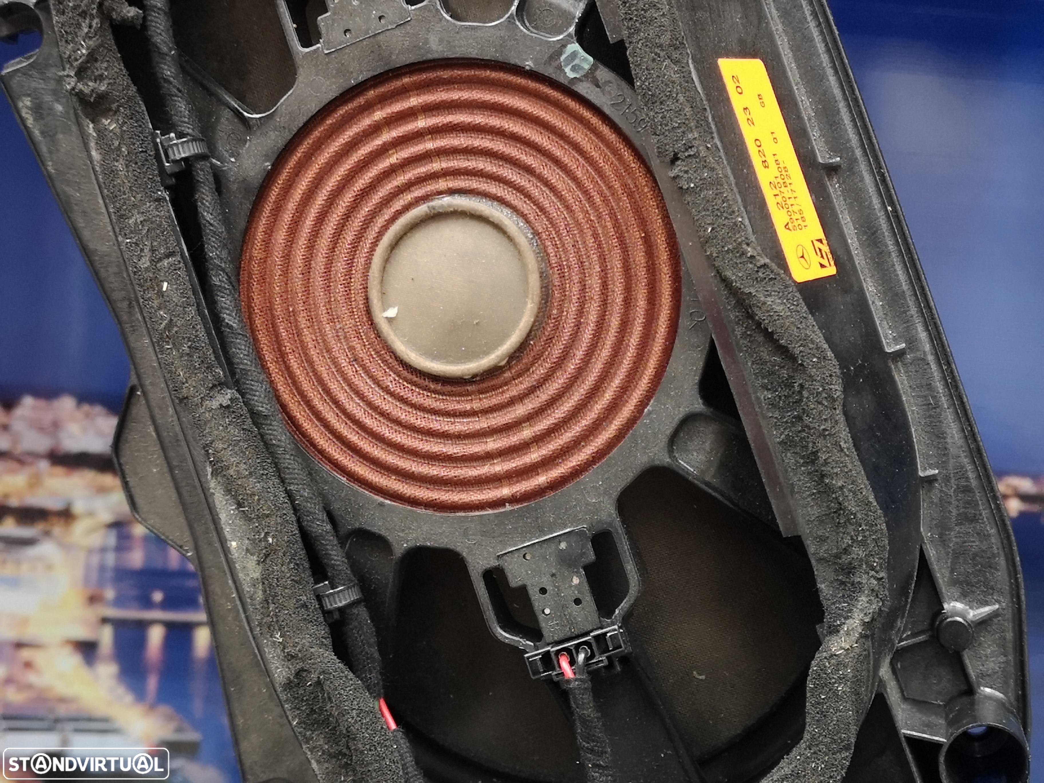 Coluna de som SUBWOOFER originais  LOGIK7 harman/cardon Mercedes Class E W212  CLS W218 2010-2014 - 4