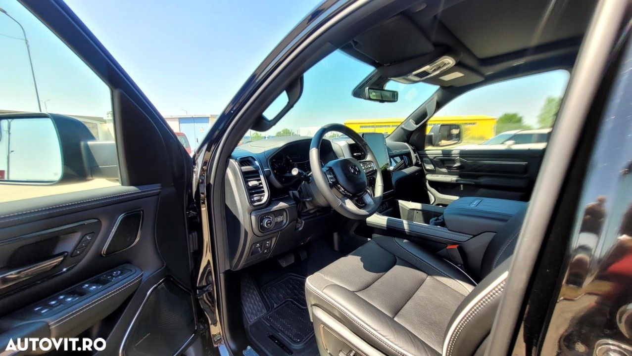 Dodge RAM - 22