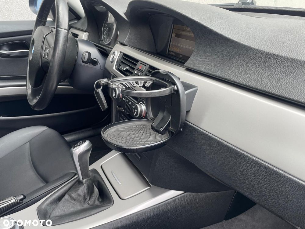 BMW Seria 3 - 25