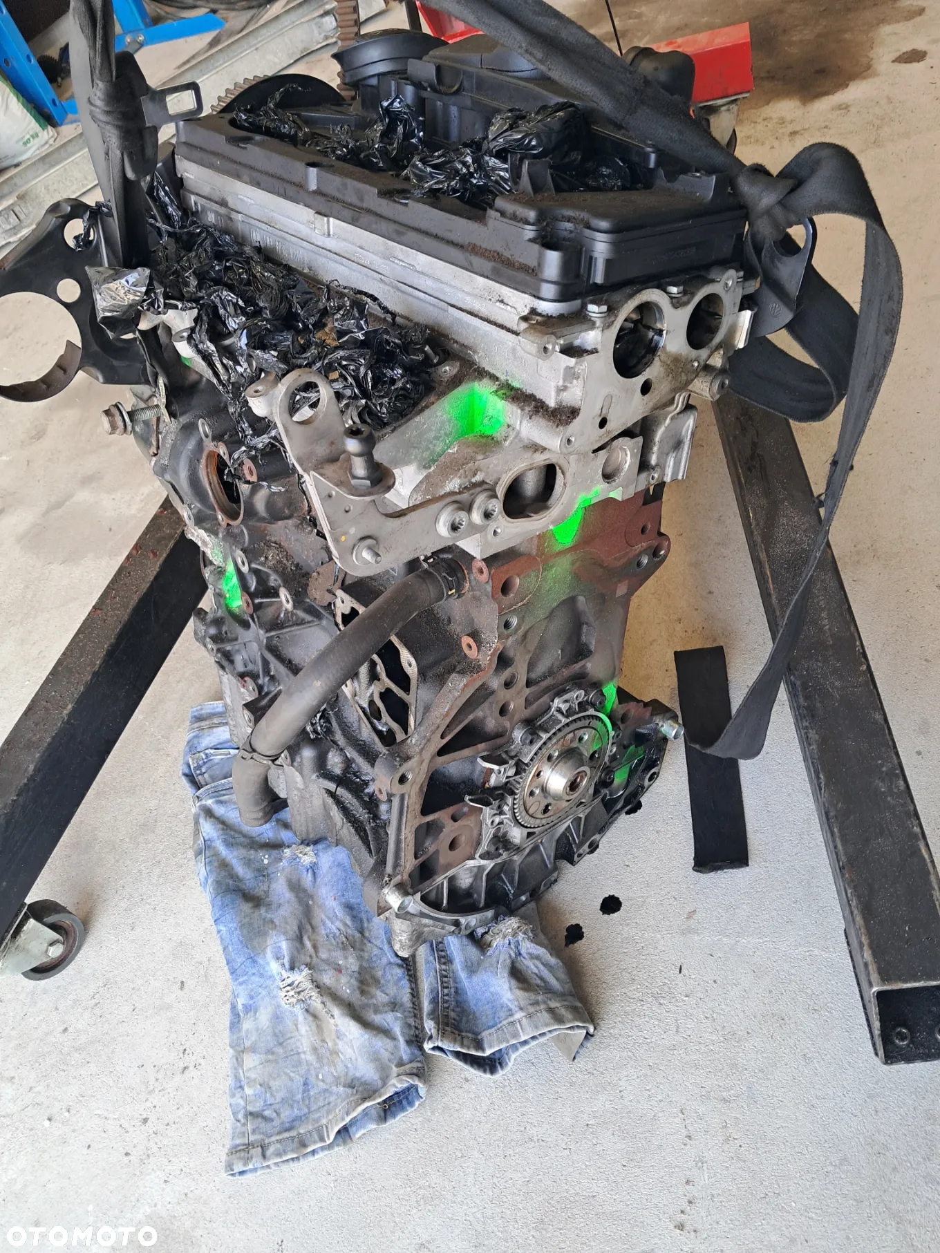 Silnik Słupek 2.0TDI CAG CAGA Exeo Common-Rail - 4