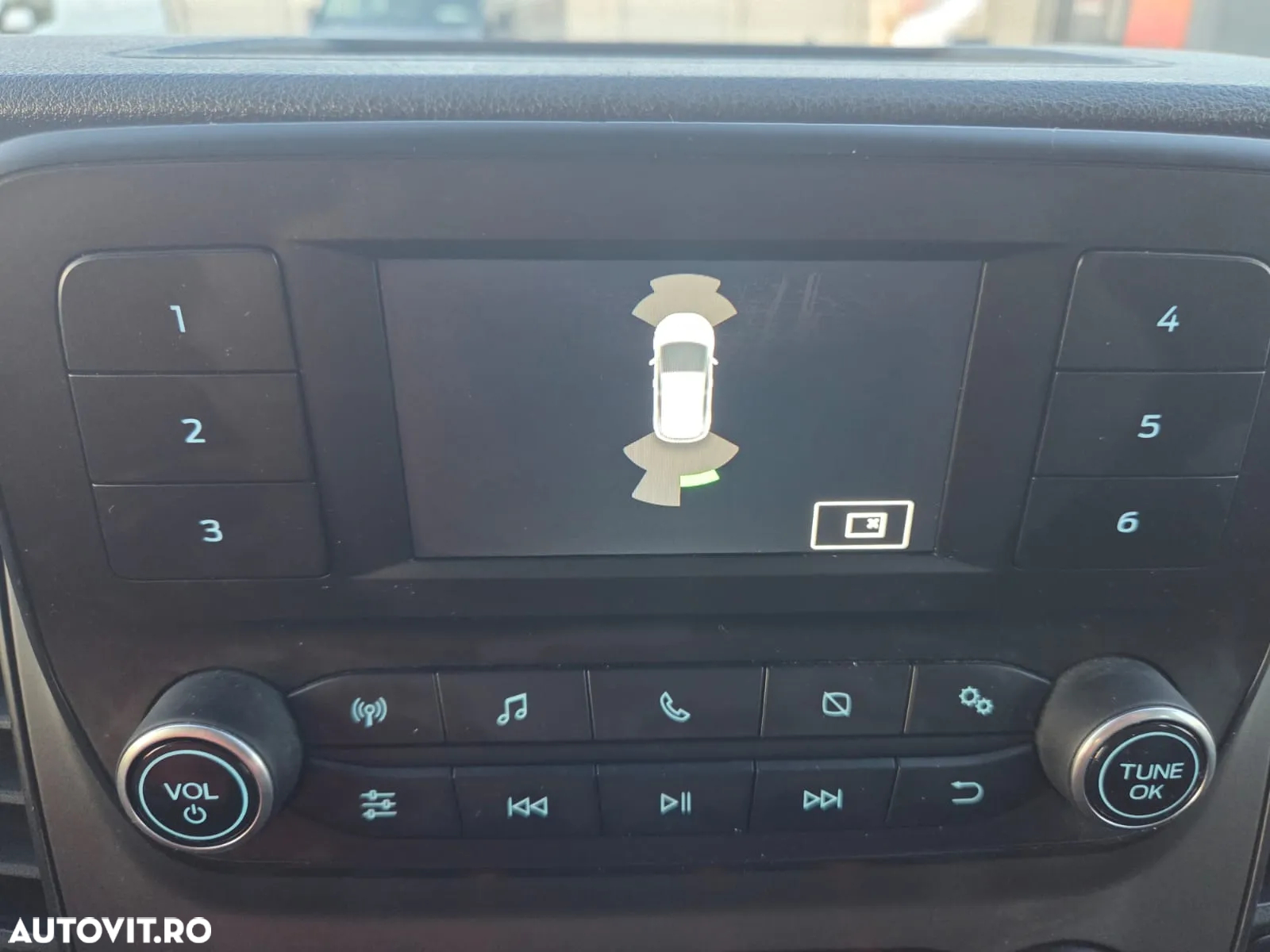 Ford Transit New Custom L2H1 9locuri - 23