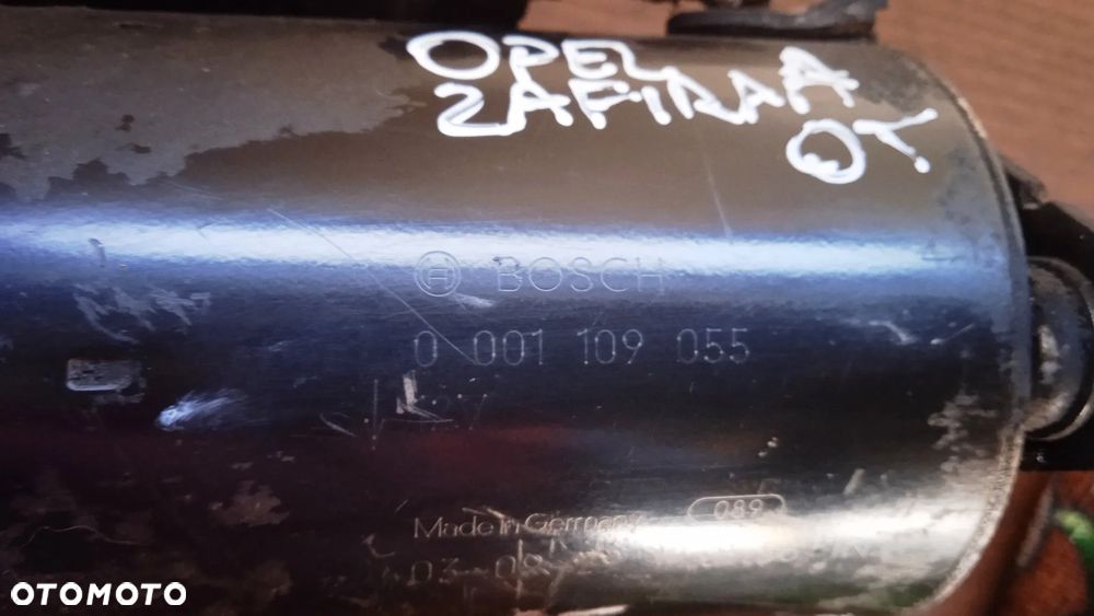 Rozrusznik Opel Zafira A 0001109055 - 2