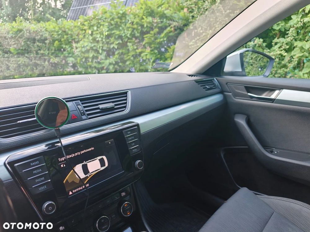 Skoda Superb 2.0 TDI Ambition - 7