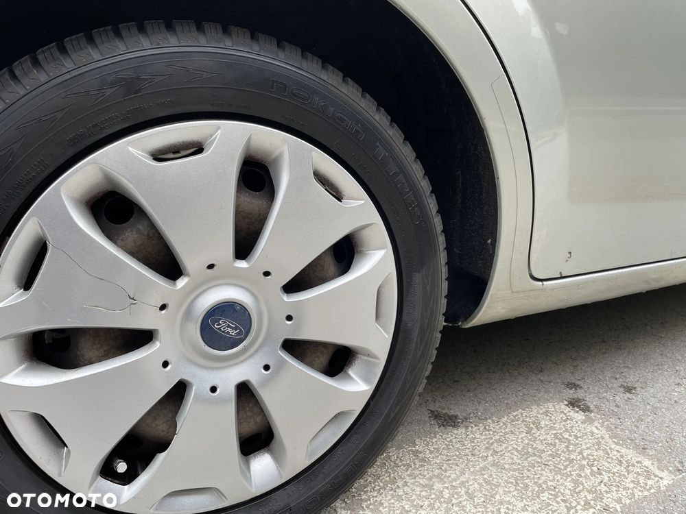 Ford Mondeo - 13