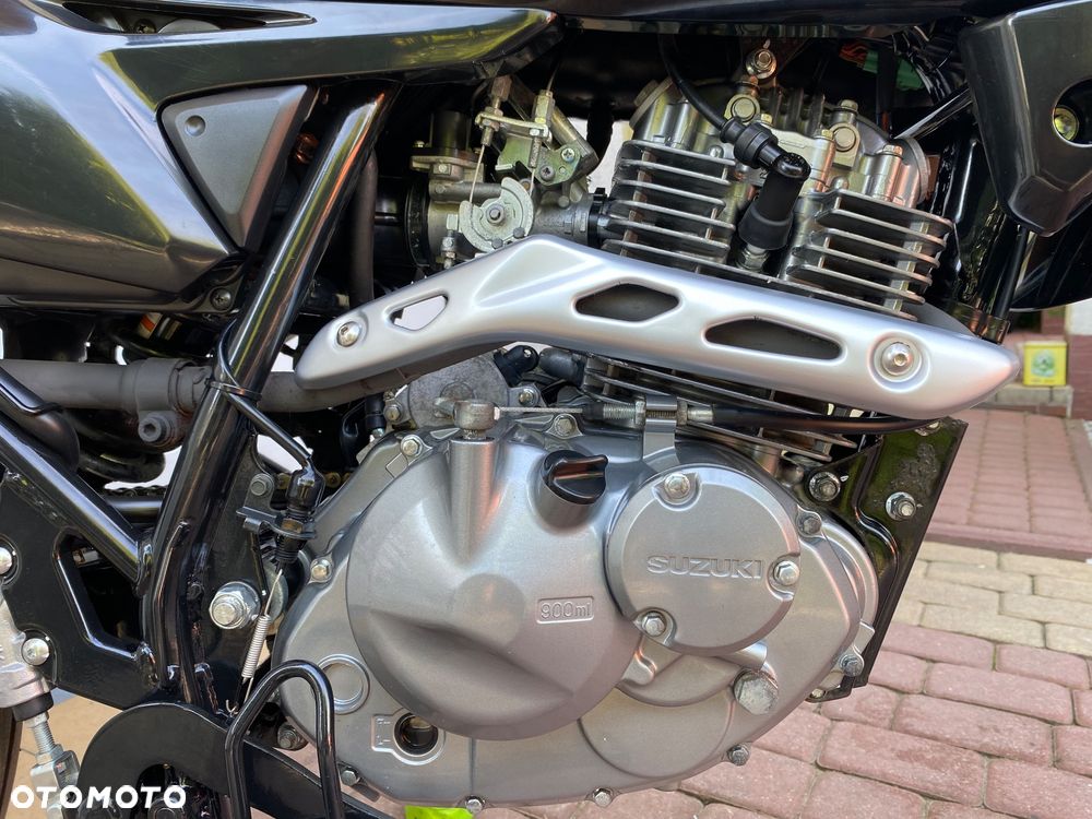 Suzuki DR - 31